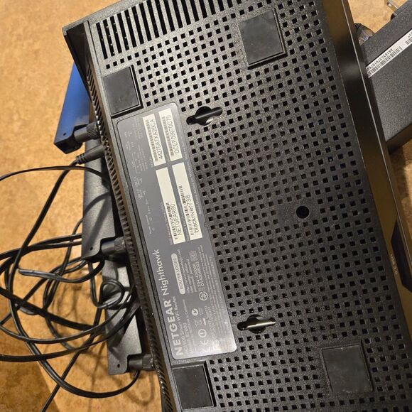 NETGEAR Nighthawk AC1900 Dual Band Wi-Fi Gigabit Router (R7000)electronics Home - Picture 7 of 14